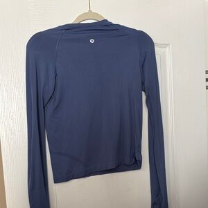 lululemon athletica Navy Long Sleeve Women's Tee
